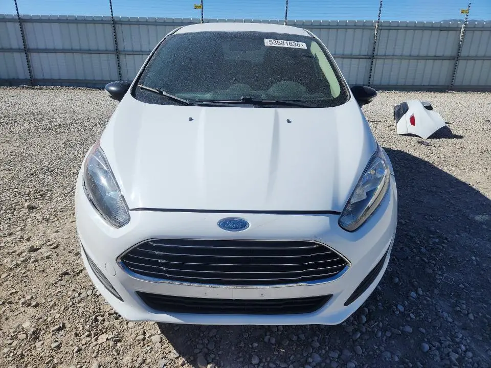 2016 FORD FIESTA SE  