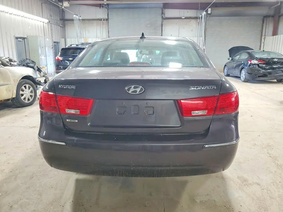 2010 HYUNDAI SONATA LIMITED  