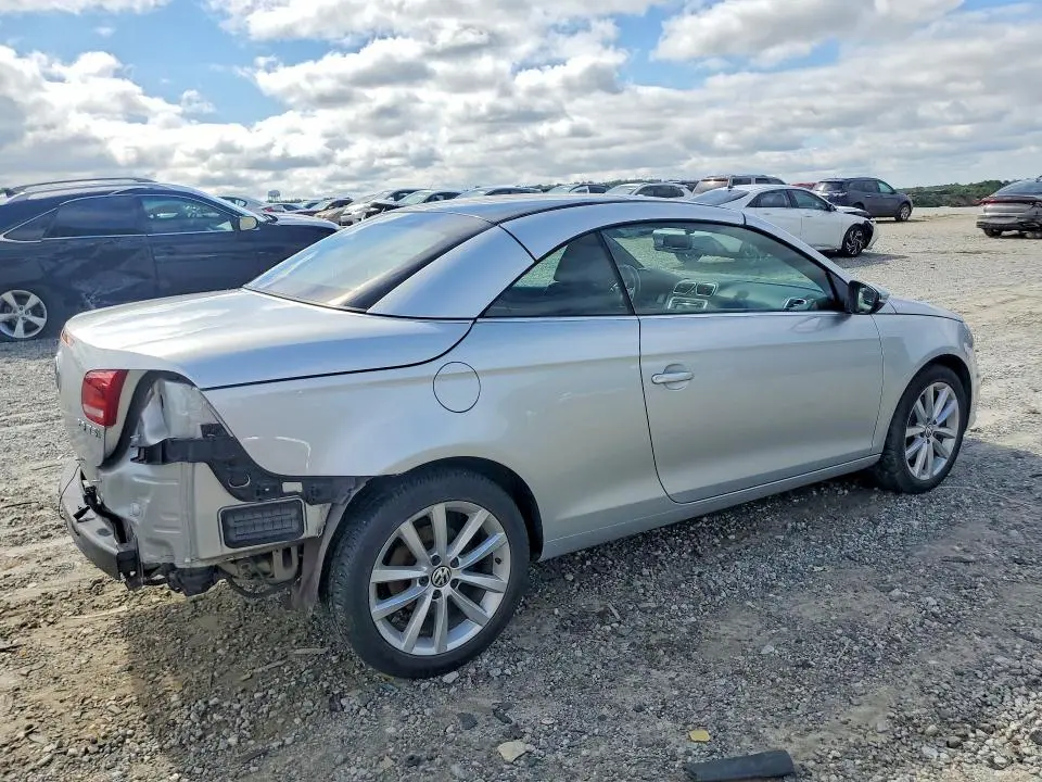 2013 VOLKSWAGEN EOS KOMFORT  