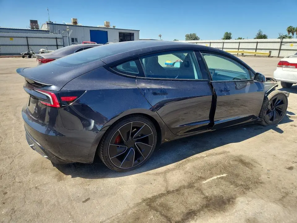 2024 TESLA MODEL 3   