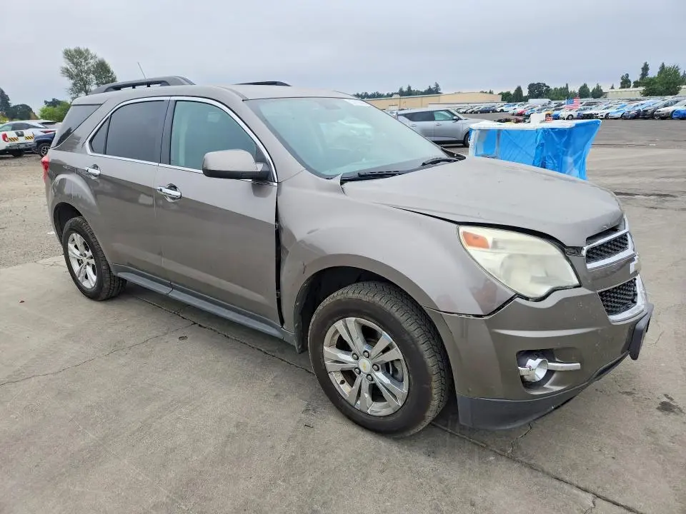2011 CHEVROLET EQUINOX LT  
