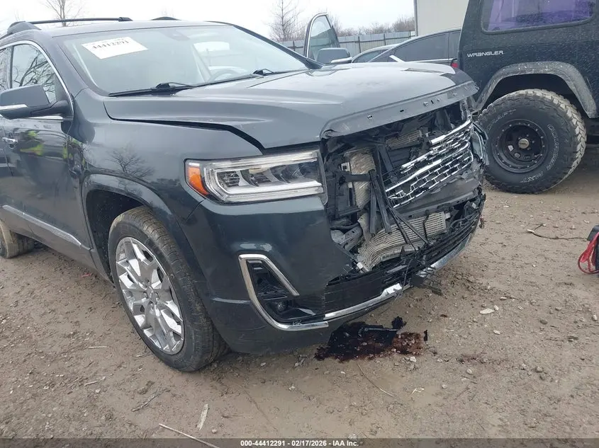 2021 GMC ACADIA AWD DENALI