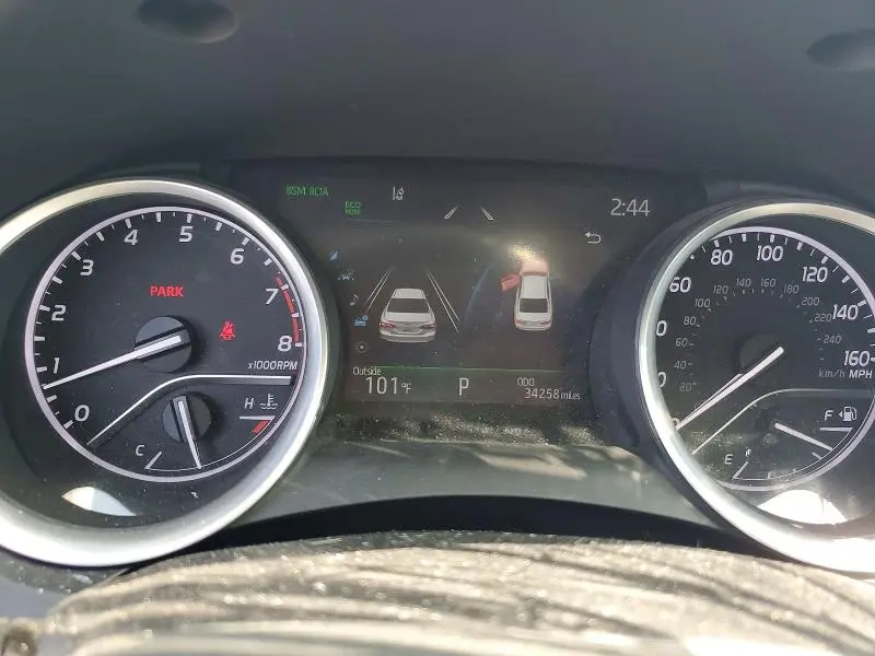 2023 TOYOTA CAMRY XLE  