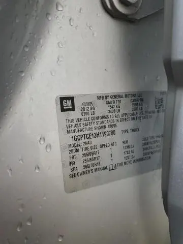 2017 CHEVROLET COLORADO LT  