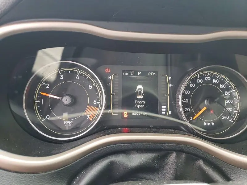 2015 JEEP CHEROKEE SPORT  