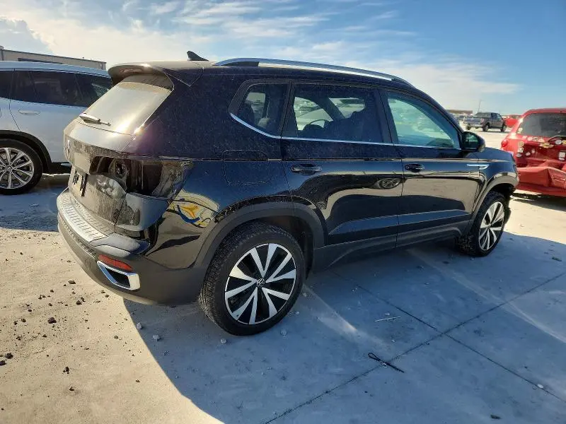 2022 VOLKSWAGEN TAOS SE  