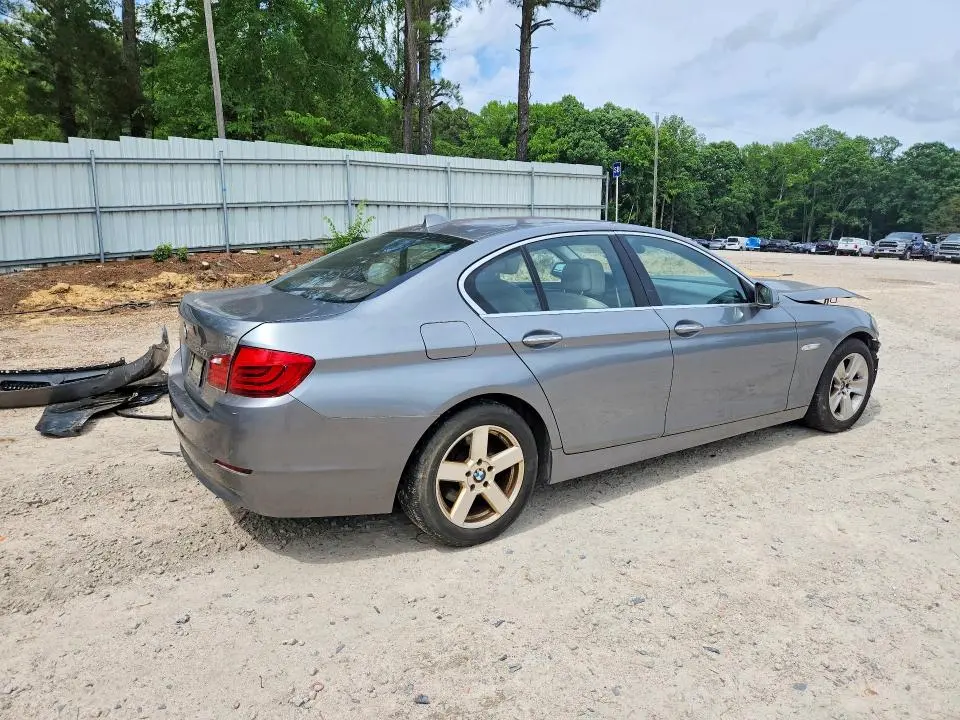 2011 BMW 528 I  