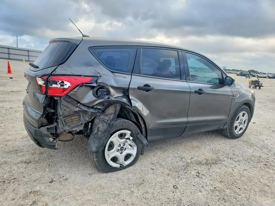 2019 FORD ESCAPE S  