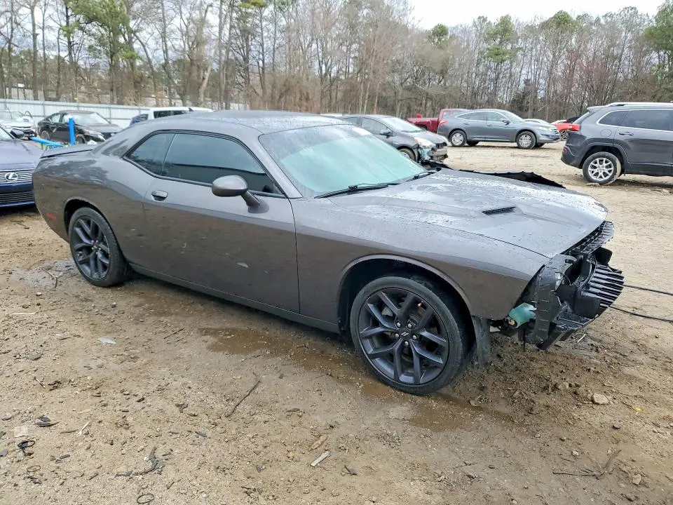 2020 DODGE CHALLENGER SXT  