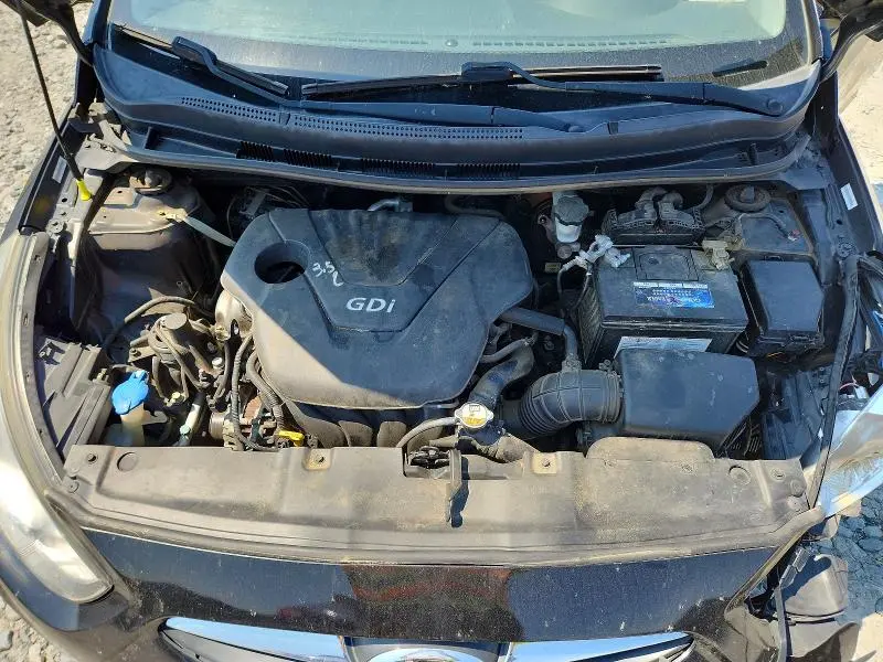 2012 HYUNDAI ACCENT SE  