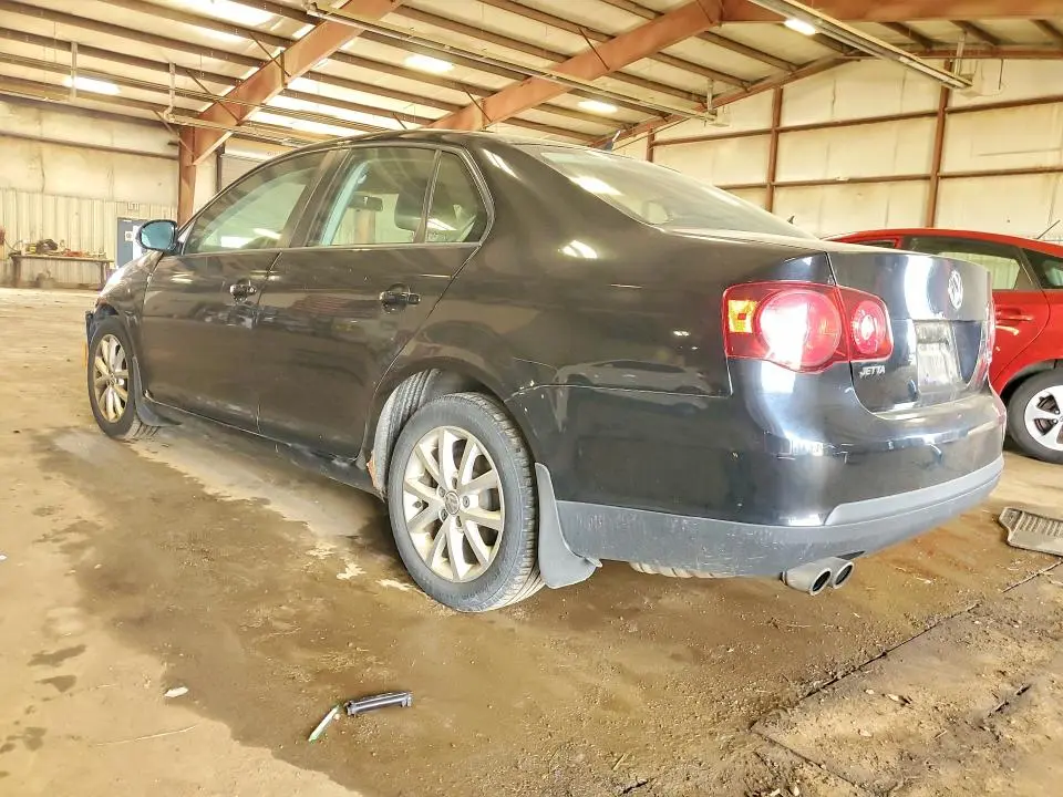 2010 VOLKSWAGEN JETTA SE  