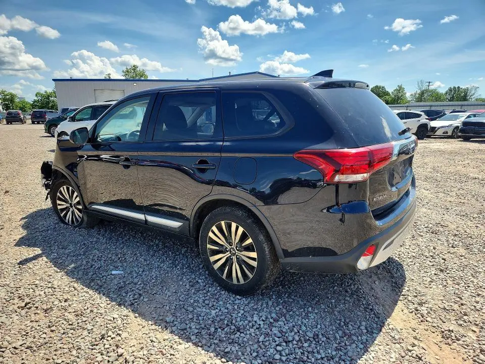 2019 MITSUBISHI OUTLANDER SE  