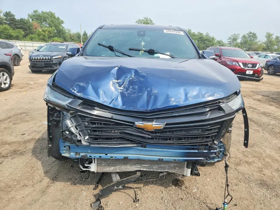 2023 CHEVROLET TRAVERSE LT  