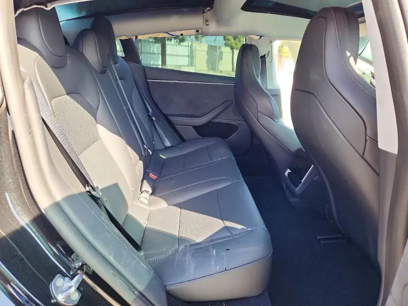 2026 TESLA MODEL 3   