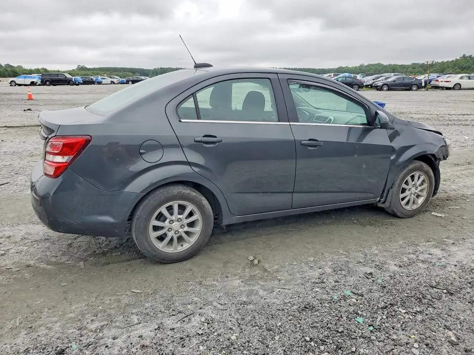 2017 CHEVROLET SONIC LT  