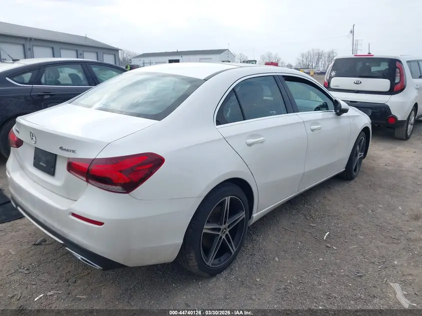 2021 MERCEDES-BENZ A 220 4MATIC