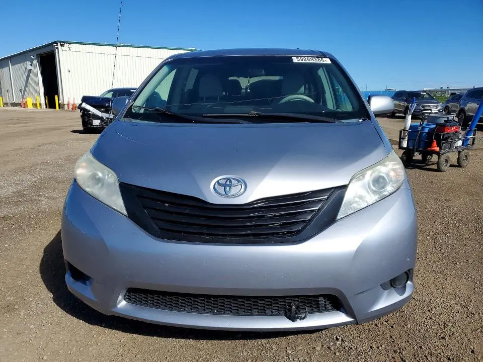 2012 TOYOTA SIENNA BASE 7-PASSENGER  