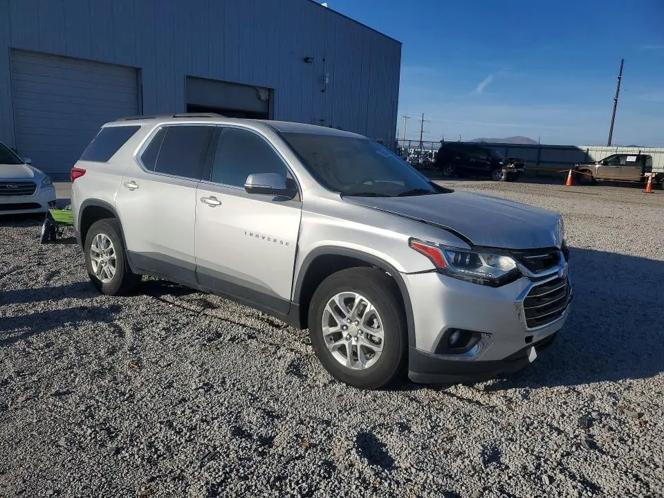 2021 CHEVROLET TRAVERSE LT  