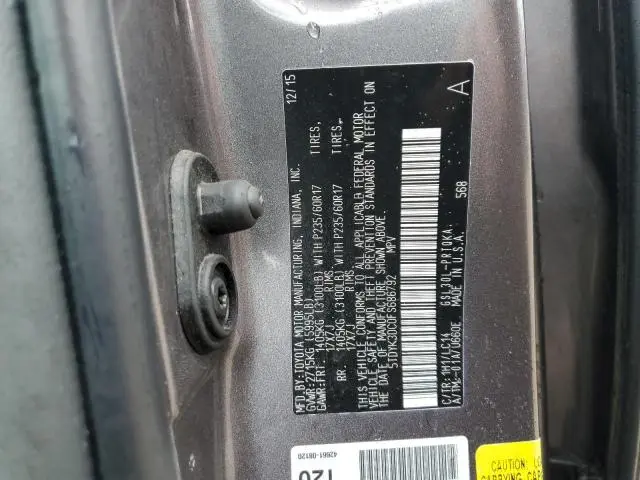 2015 TOYOTA SIENNA XLE  