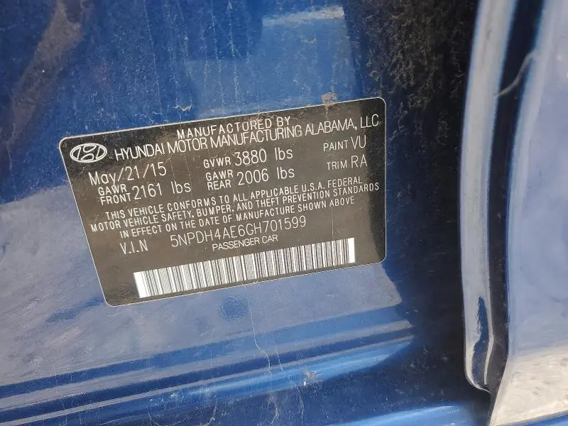 2016 HYUNDAI ELANTRA SE  