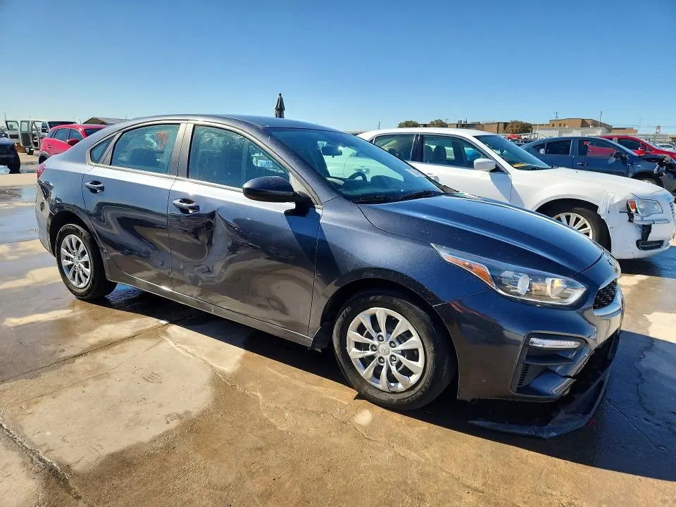 2021 KIA FORTE FE  