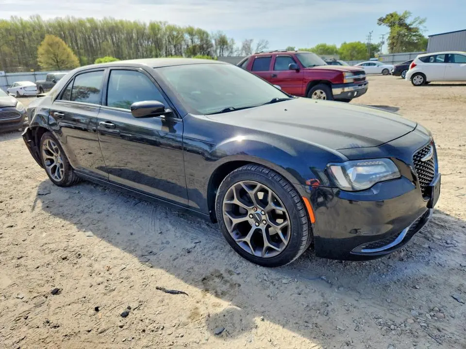 2018 CHRYSLER 300 TOURING  