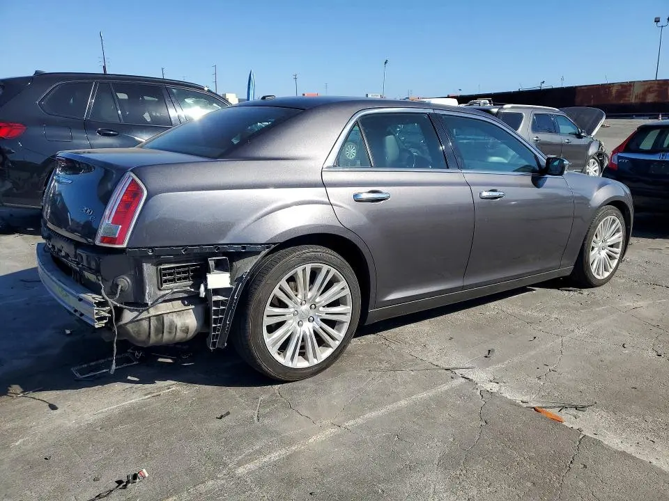 2014 CHRYSLER 300C   