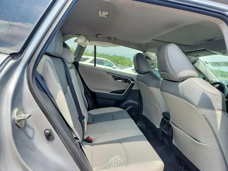 2020 TOYOTA RAV4 LIMITED  