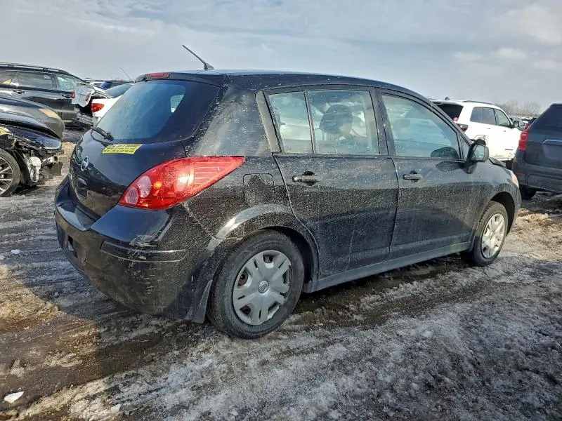 2010 NISSAN VERSA S  