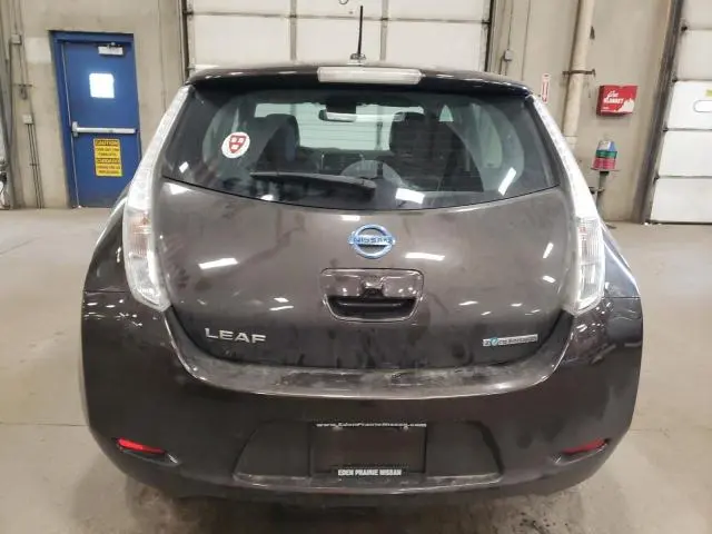 2016 NISSAN LEAF SV