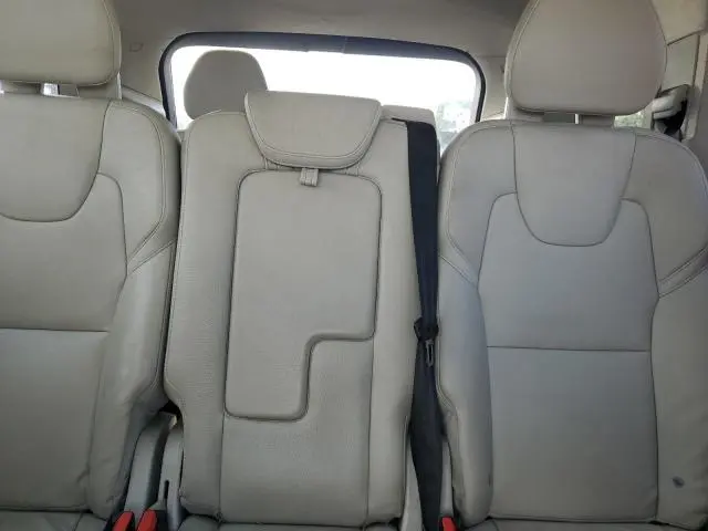 2016 VOLVO XC90 T6  