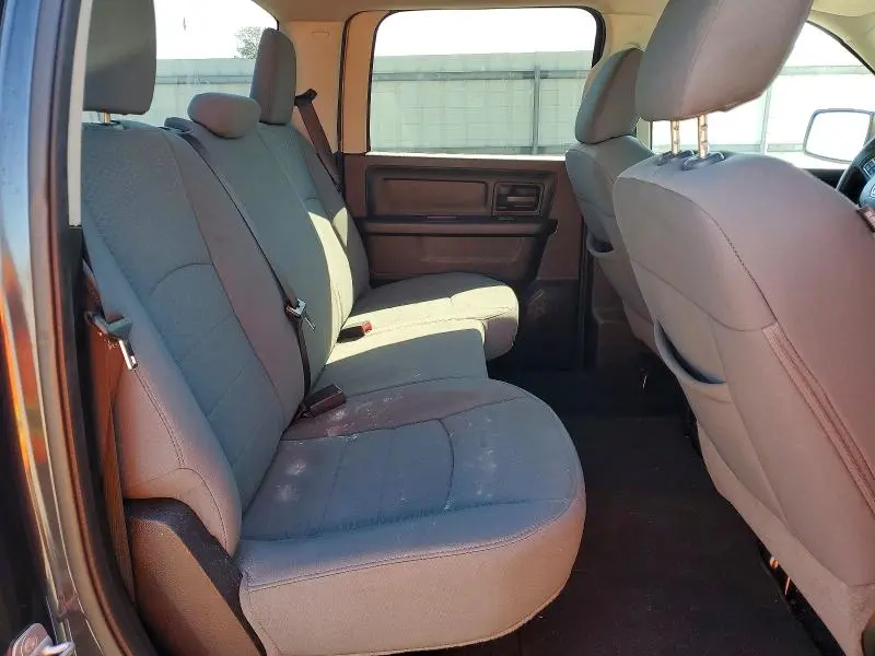 2013 RAM 1500 ST  