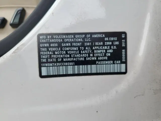 2012 VOLKSWAGEN PASSAT SE  