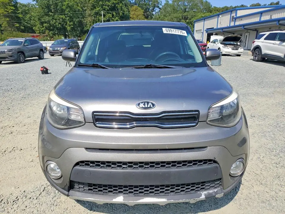 2019 KIA SOUL +  