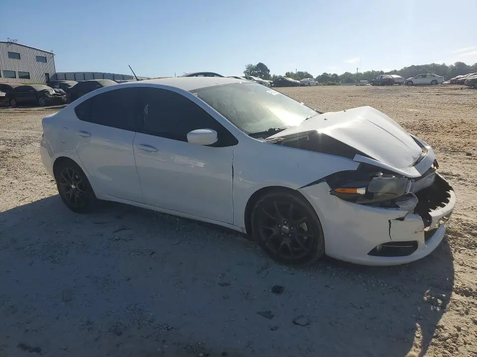 2015 DODGE DART SXT  