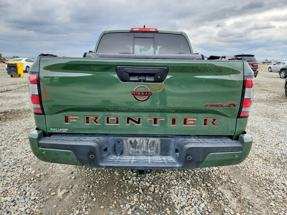 2024 NISSAN FRONTIER PRO-4X  
