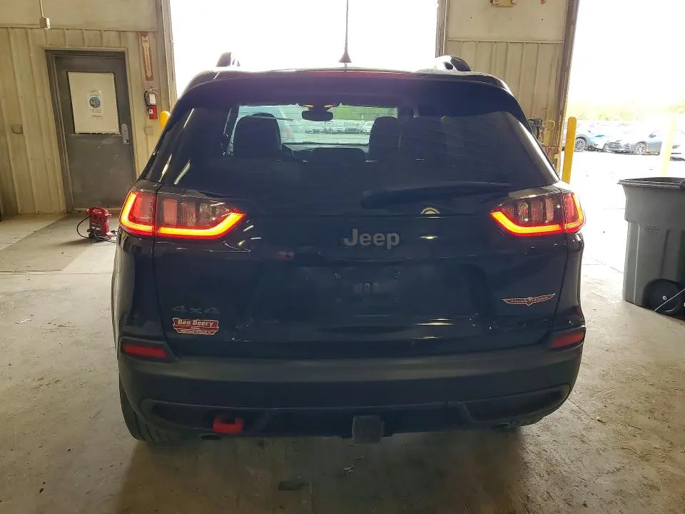 2022 JEEP CHEROKEE TRAILHAWK  