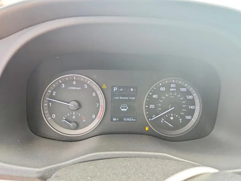2017 HYUNDAI TUCSON SE PLUS  