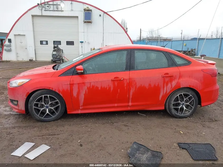 2016 FORD FOCUS SE