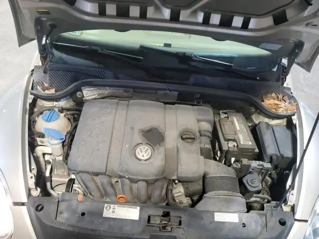 2013 VOLKSWAGEN BEETLE   