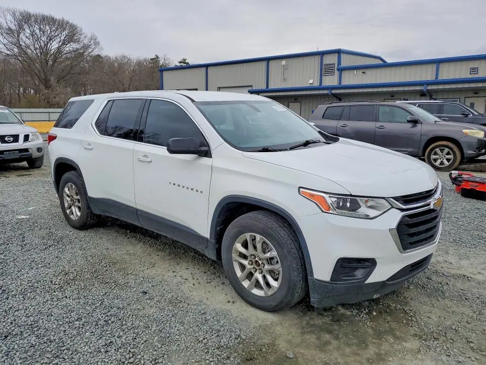 2021 CHEVROLET TRAVERSE LS  