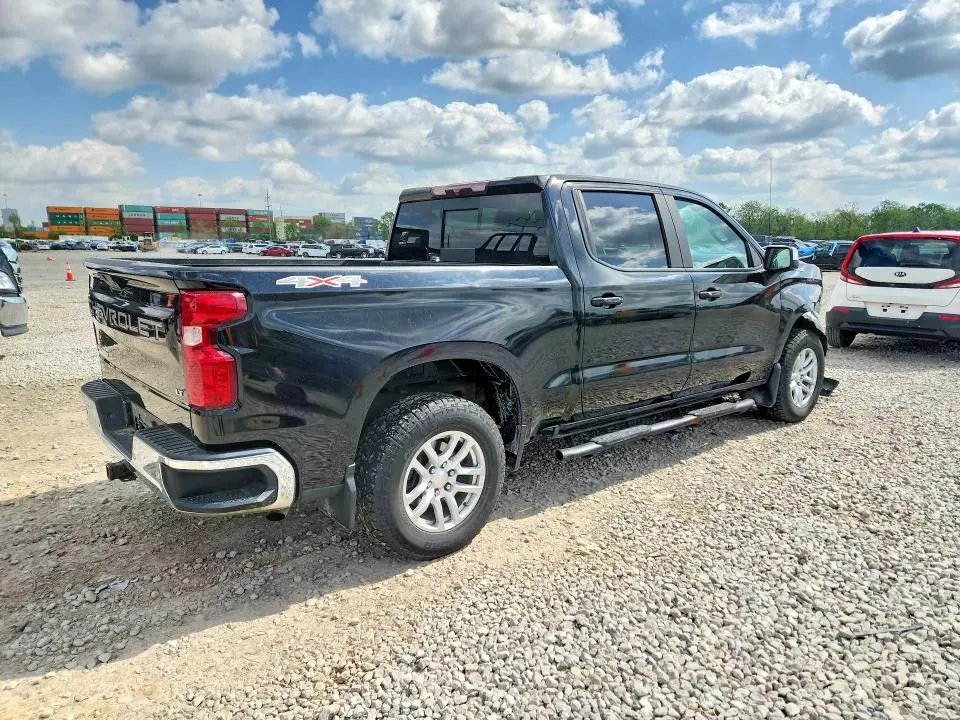 2021 CHEVROLET SILVERADO K1500 LT  