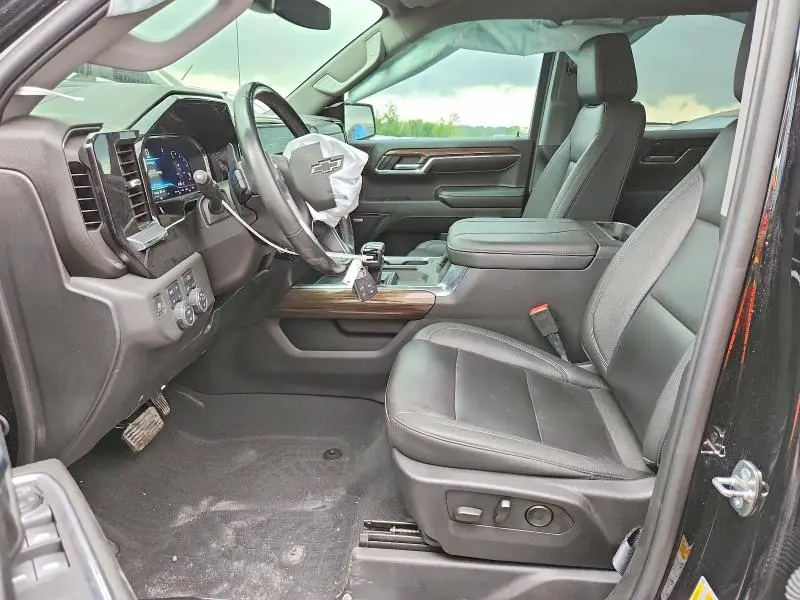 2024 CHEVROLET SILVERADO K1500 LT TRAIL BOSS  