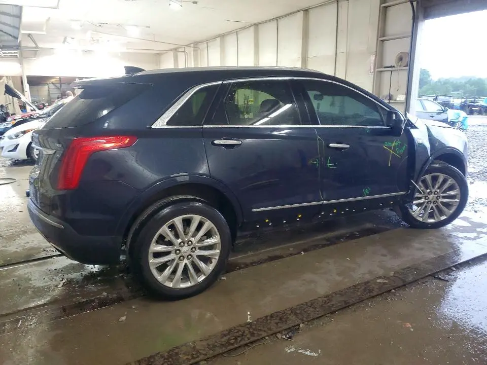 2017 CADILLAC XT5 PLATINUM  