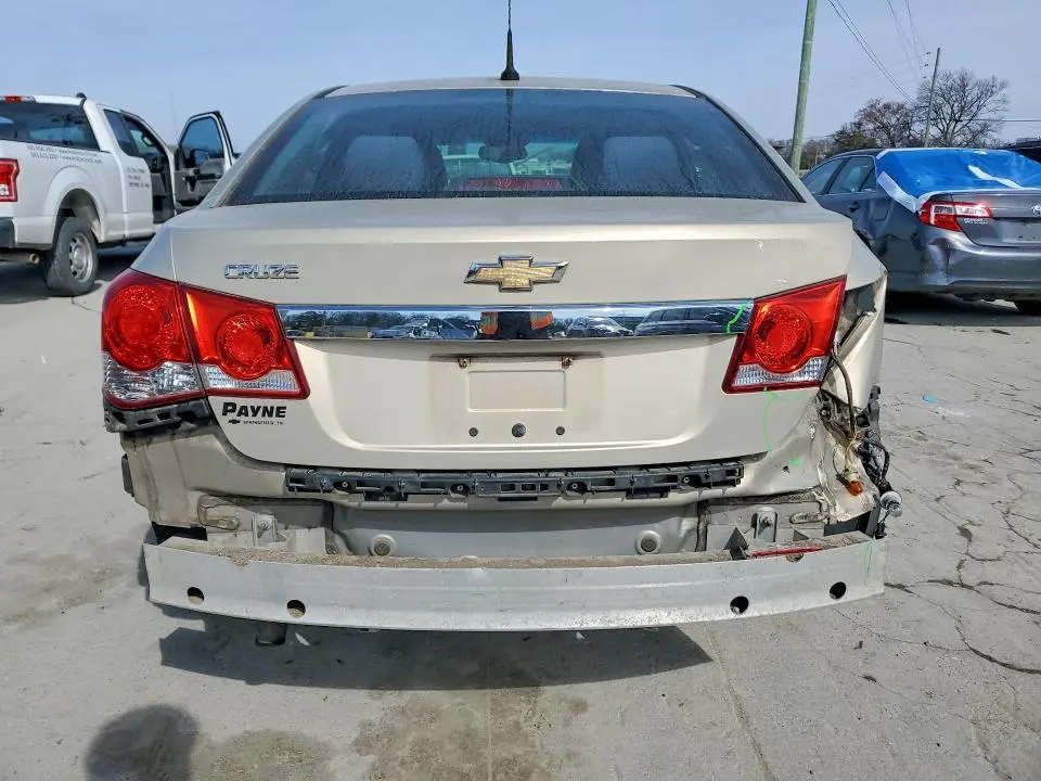 2012 CHEVROLET CRUZE LS  