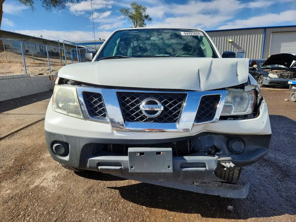 2016 NISSAN FRONTIER S  