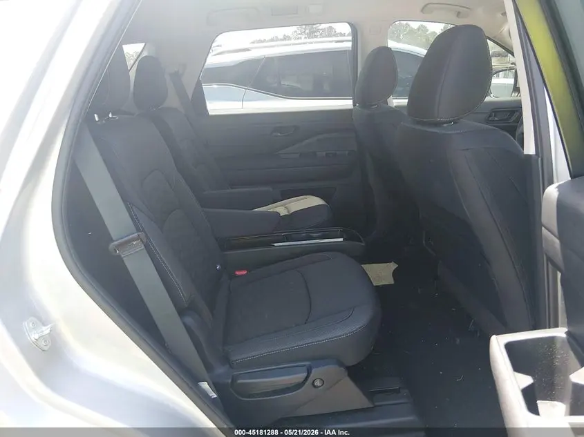 2025 NISSAN PATHFINDER SV FWD