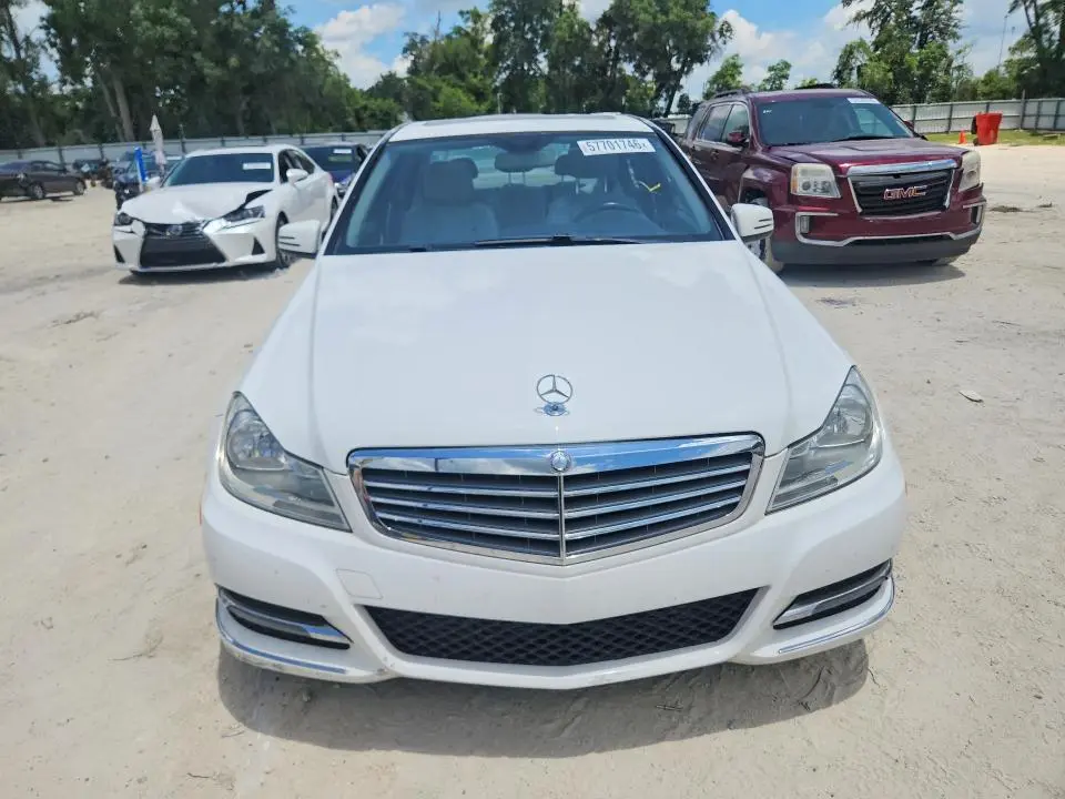 2013 MERCEDES-BENZ C 250  