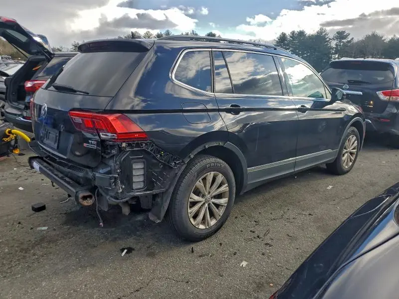 2018 VOLKSWAGEN TIGUAN SE  