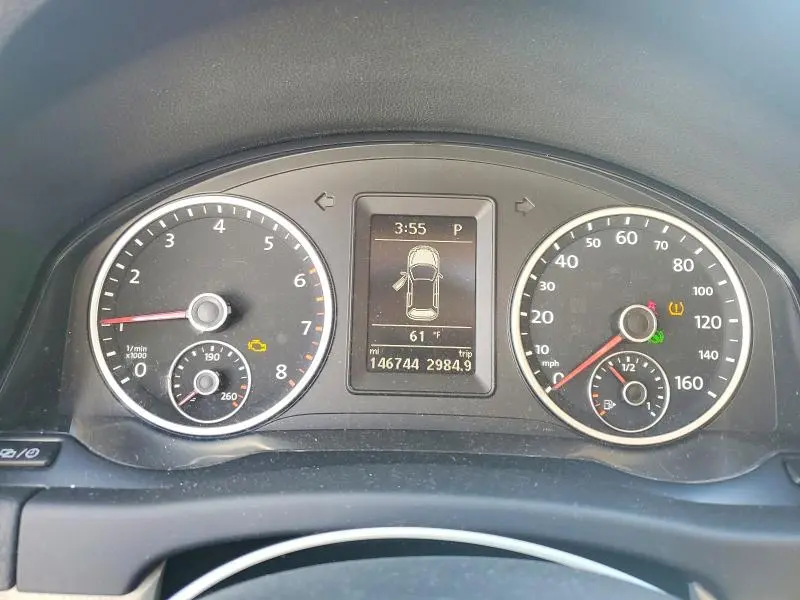 2013 VOLKSWAGEN TIGUAN S  